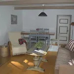 Cozy Getaway Holse Vakantiehuis